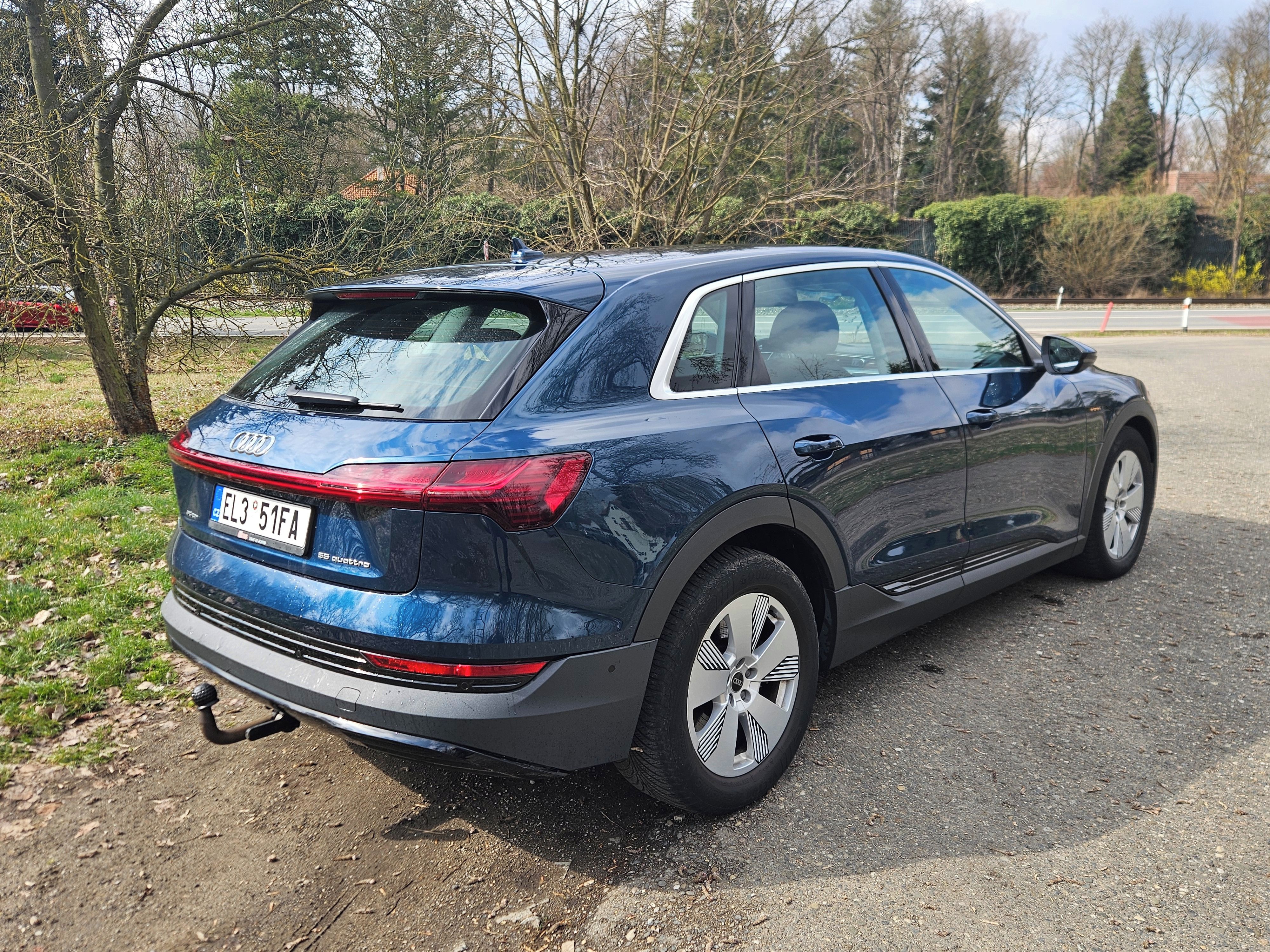 Audi e-tron, 55 Quattro, 300kw, tažné, DPH - fotka 4