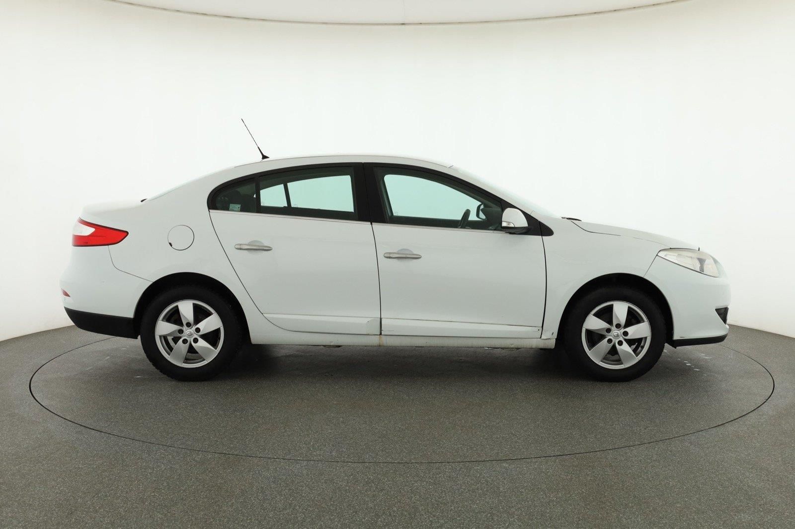Renault Fluence, 1.6 16V, po STK, Tažné - fotka 6