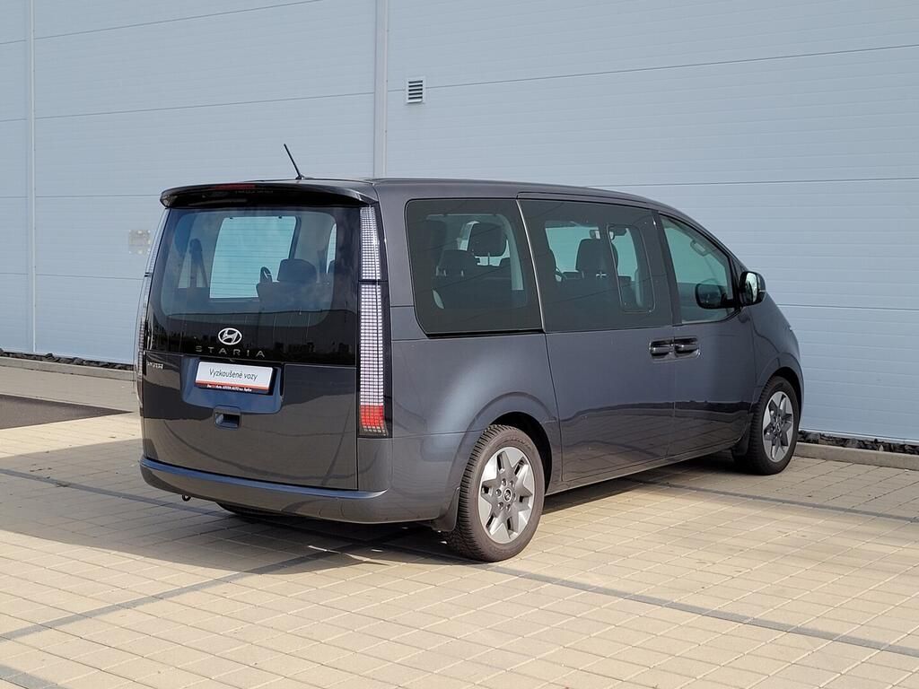 Hyundai Staria, Style Premium 2.2 CRDi 130 kW - fotka 5