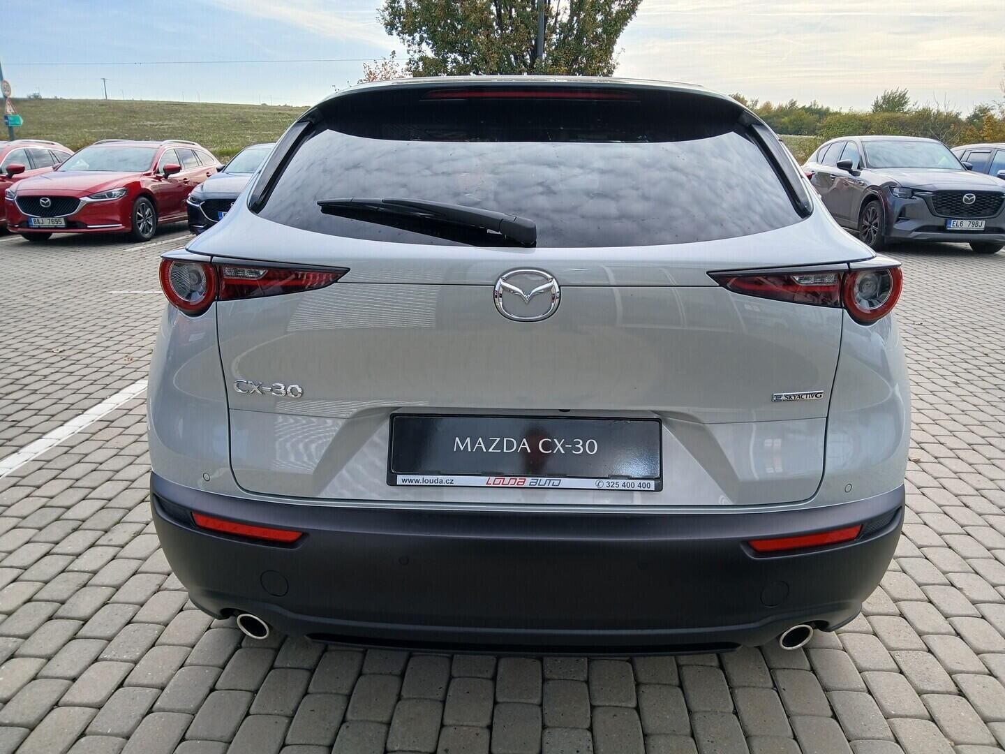 Mazda CX-30, Homura FWD 2,5l e-Skyactiv G14 - fotka 4