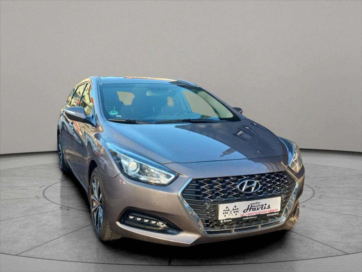 Hyundai i40, 1,6 CRDI KOMBI DCT