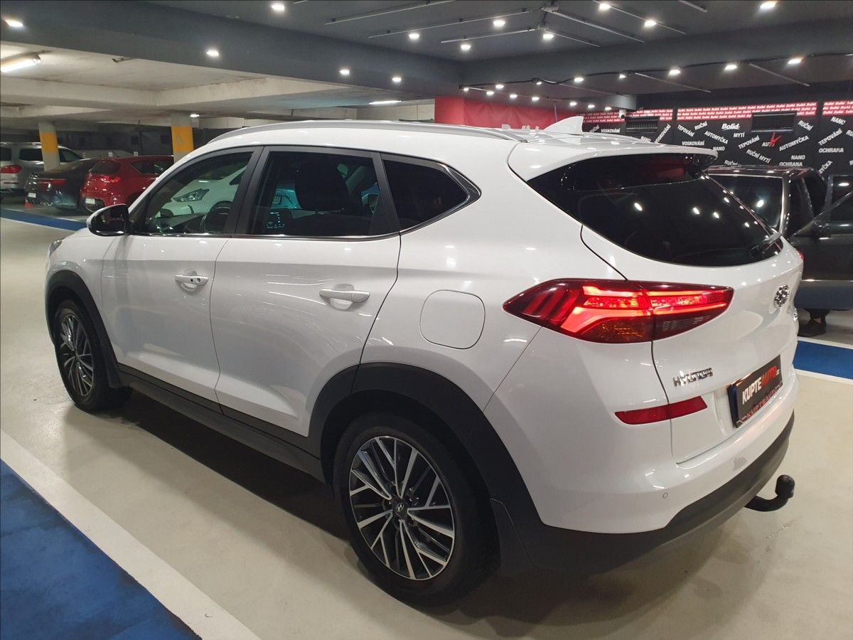 Hyundai Tucson, 1,6 CRDi 4x4 AUTOMAT - ČR - fotka 5