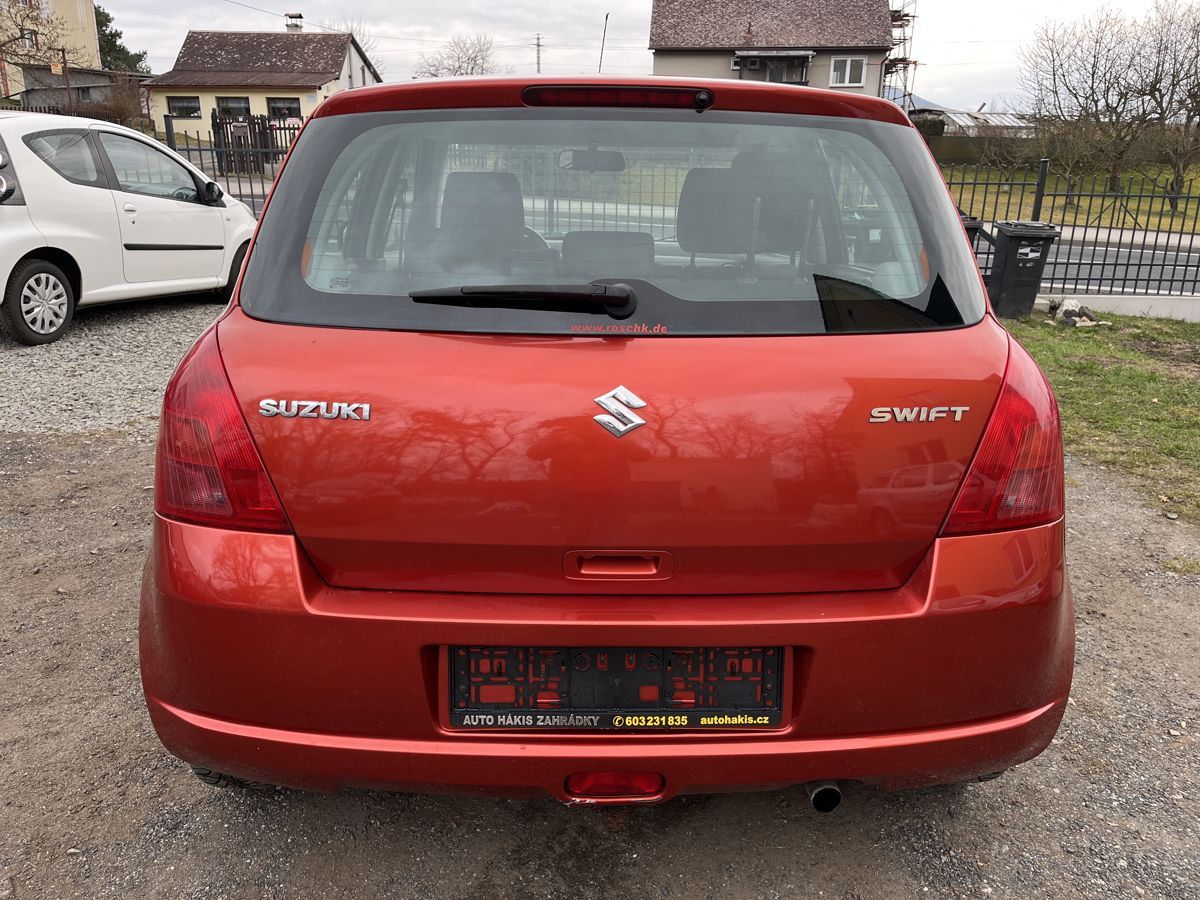 Suzuki Swift, PĚKNÁ CENA i STAV - fotka 4