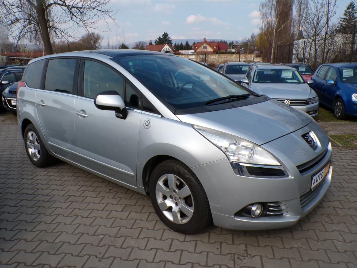 Peugeot 5008, 1,6 HDi 7.MÍST,TAŽ.ZAŘ.