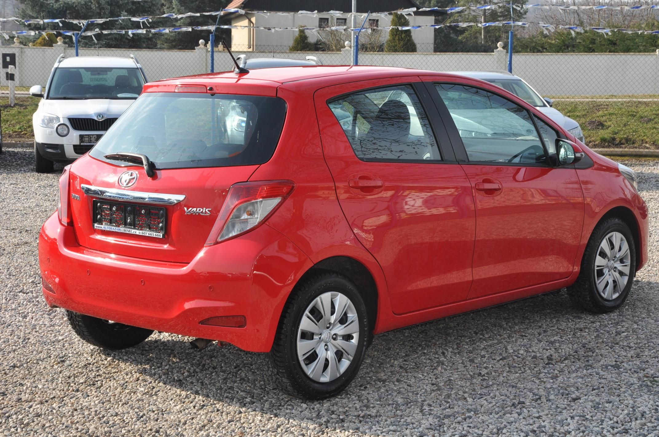 Toyota Yaris, 1.33VVT-i 73kW - fotka 3