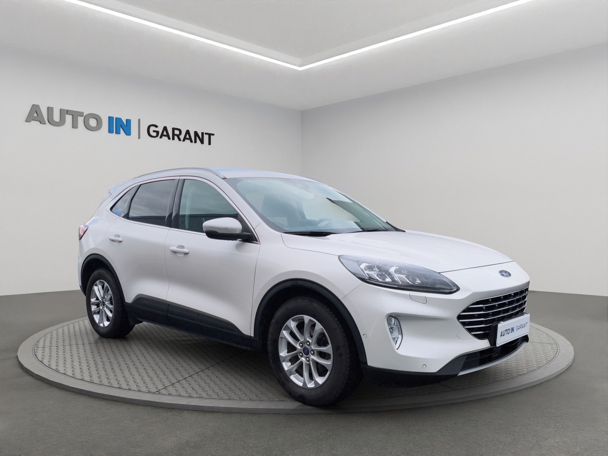 Ford Kuga, Titanium X 2.0 EcoBlue HEV 110 - fotka 3