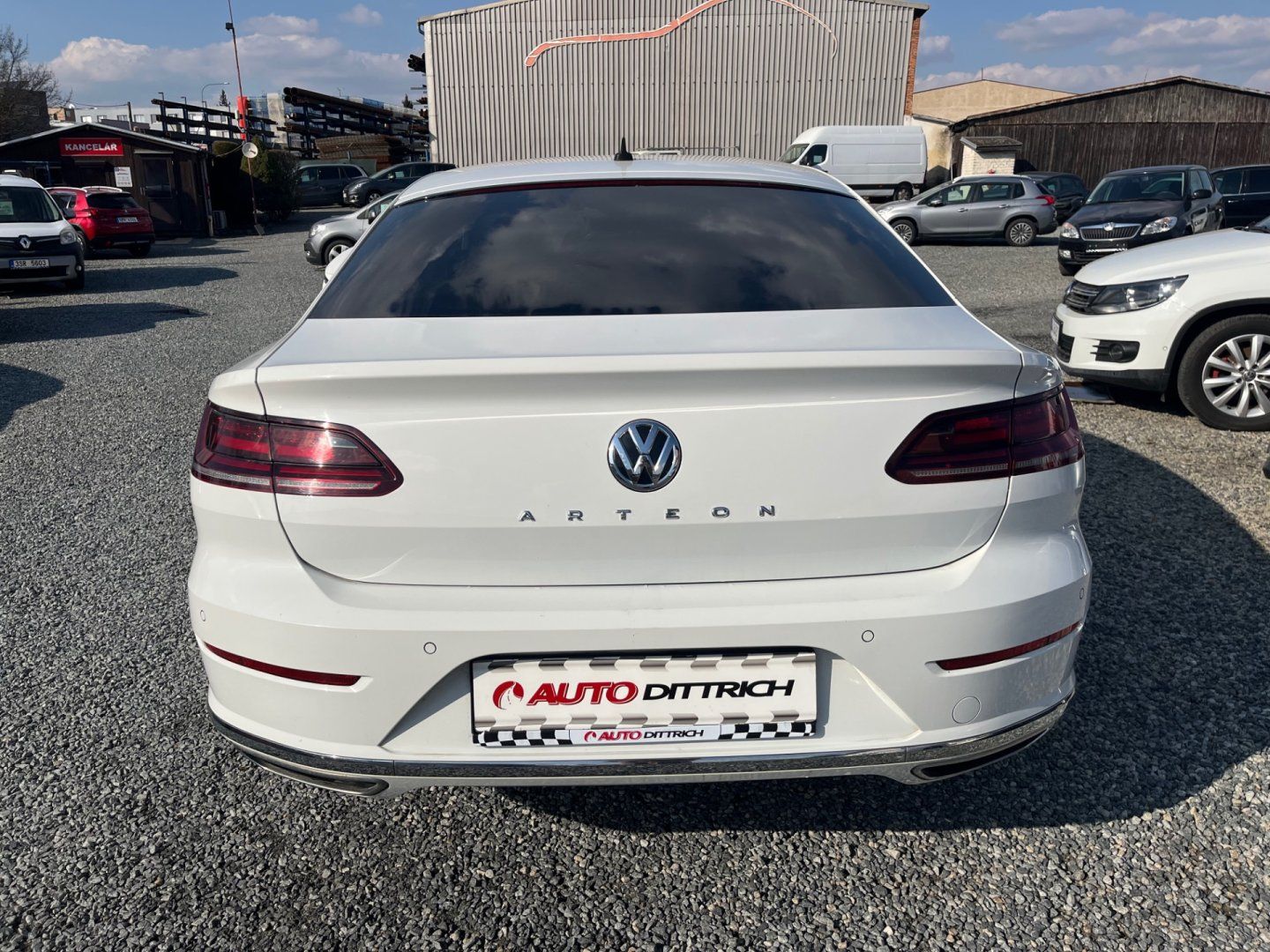 Volkswagen Arteon, 2.0 TDi ELEGANCE 4X4 - fotka 6