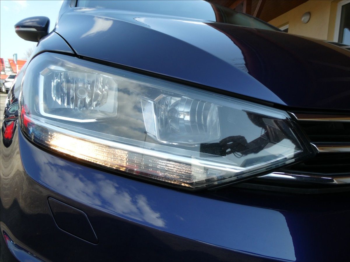 Volkswagen Touran, 1,2 TSi 81kW 7.míst, NAVI - fotka 5