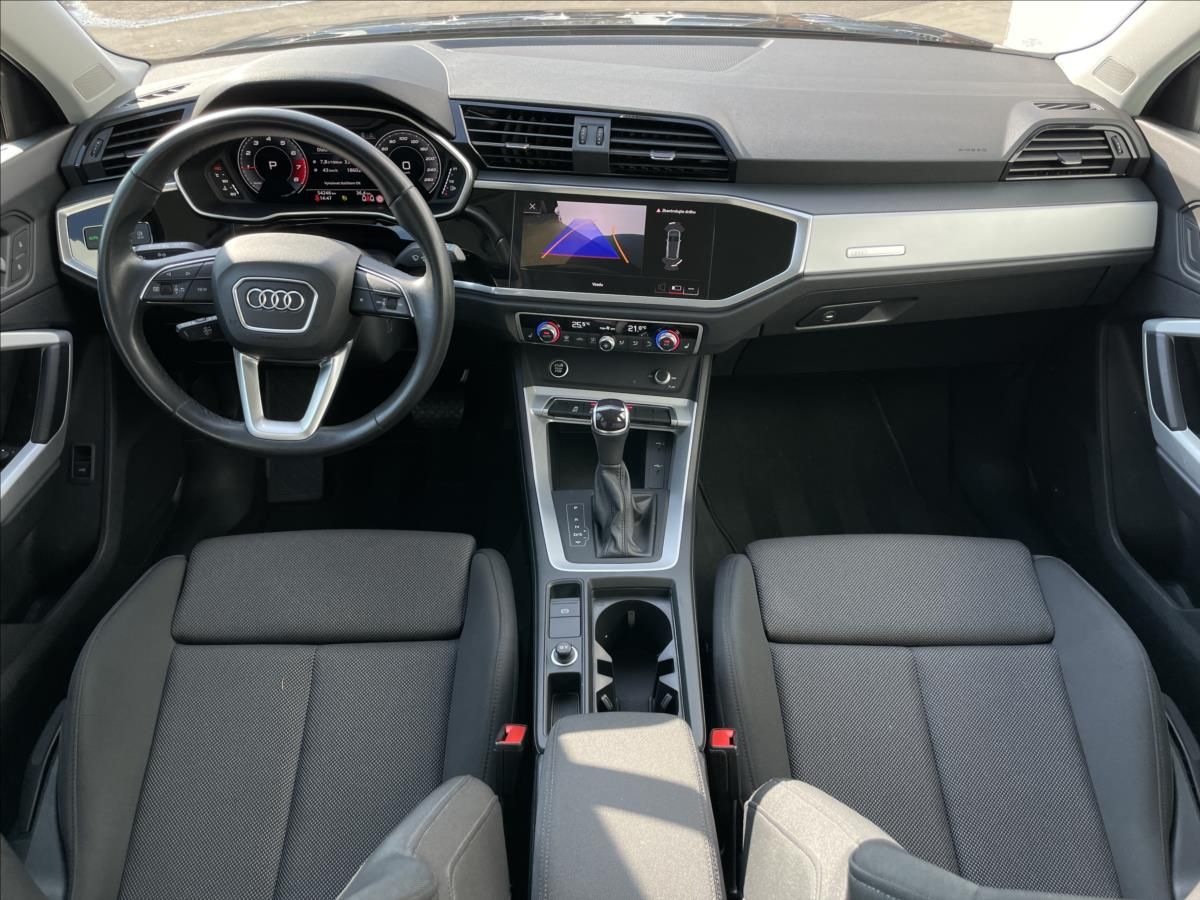 Audi Q3, 1,5 TFSI AT7 S line Gravity - fotka 6