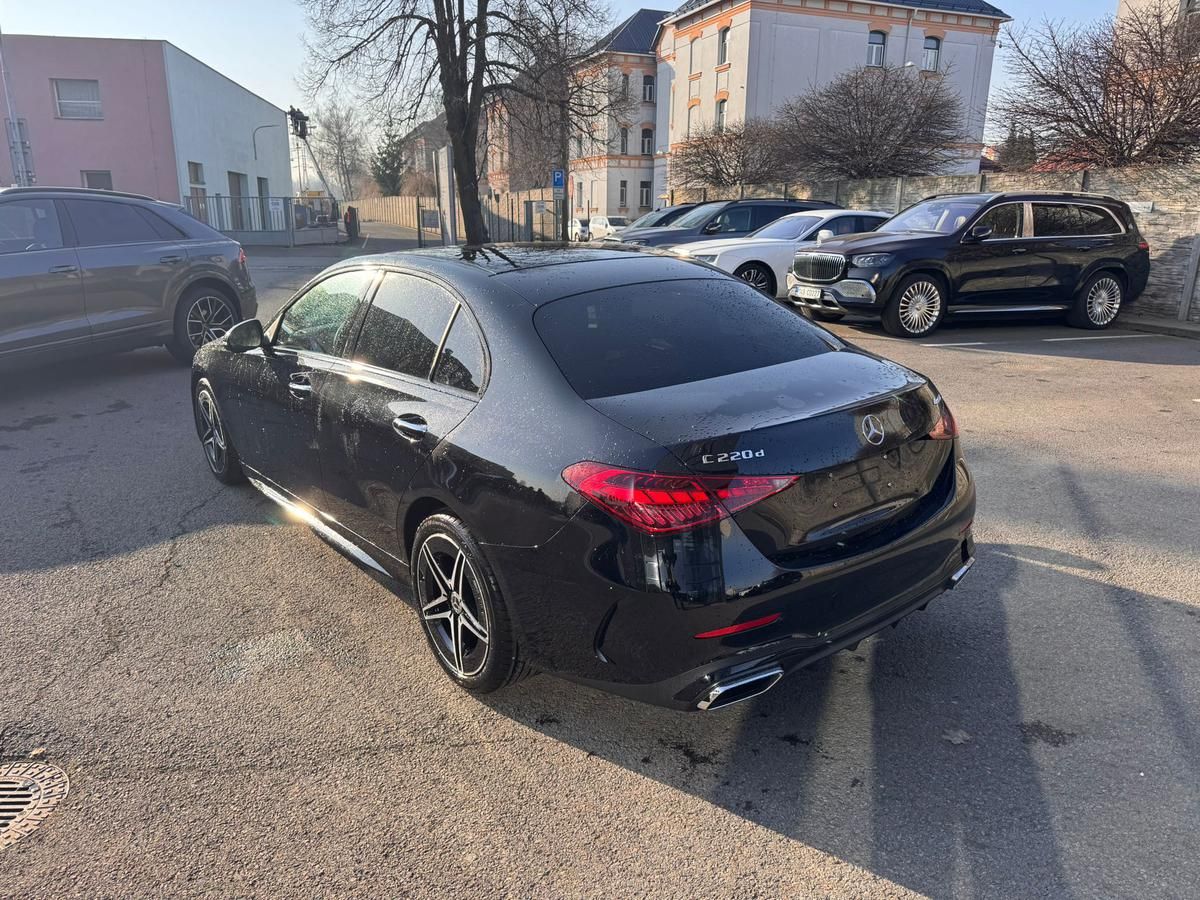 Mercedes-Benz Třídy C, C 220 d 4MATIC - fotka 5