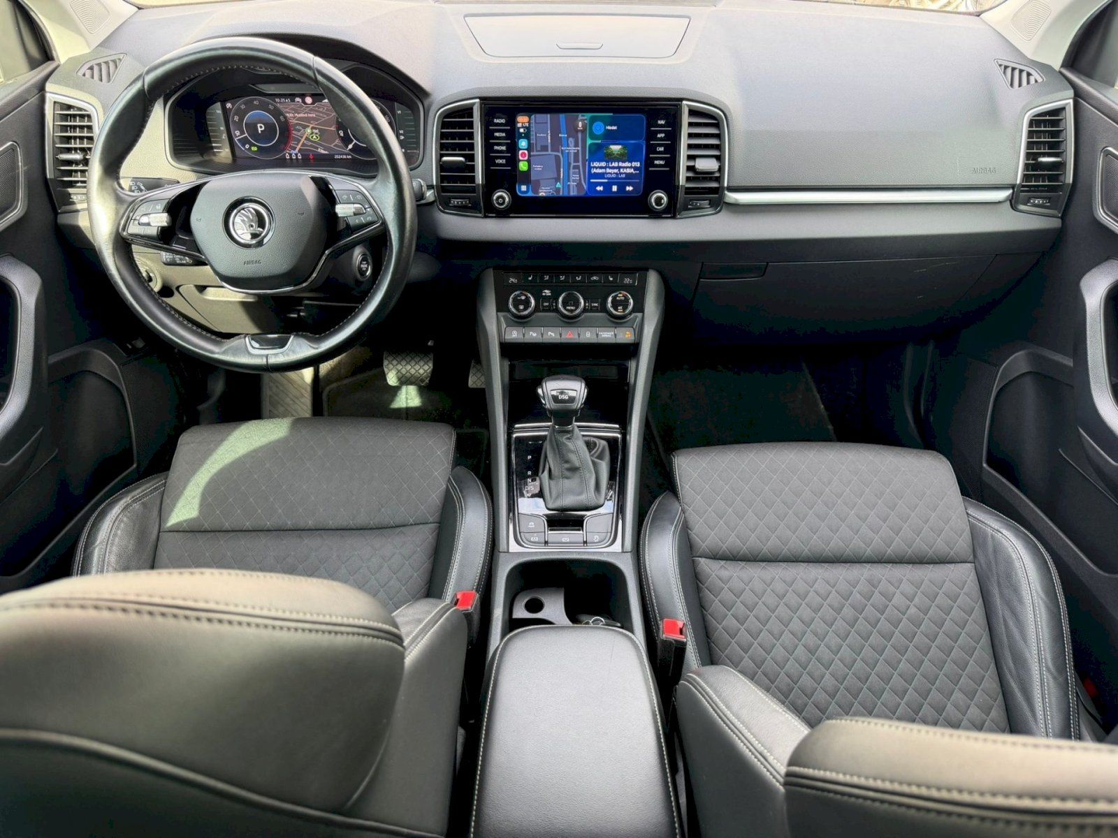 Škoda Karoq, Style Plus 1,5 TSI 110 kW 7° D - fotka 5