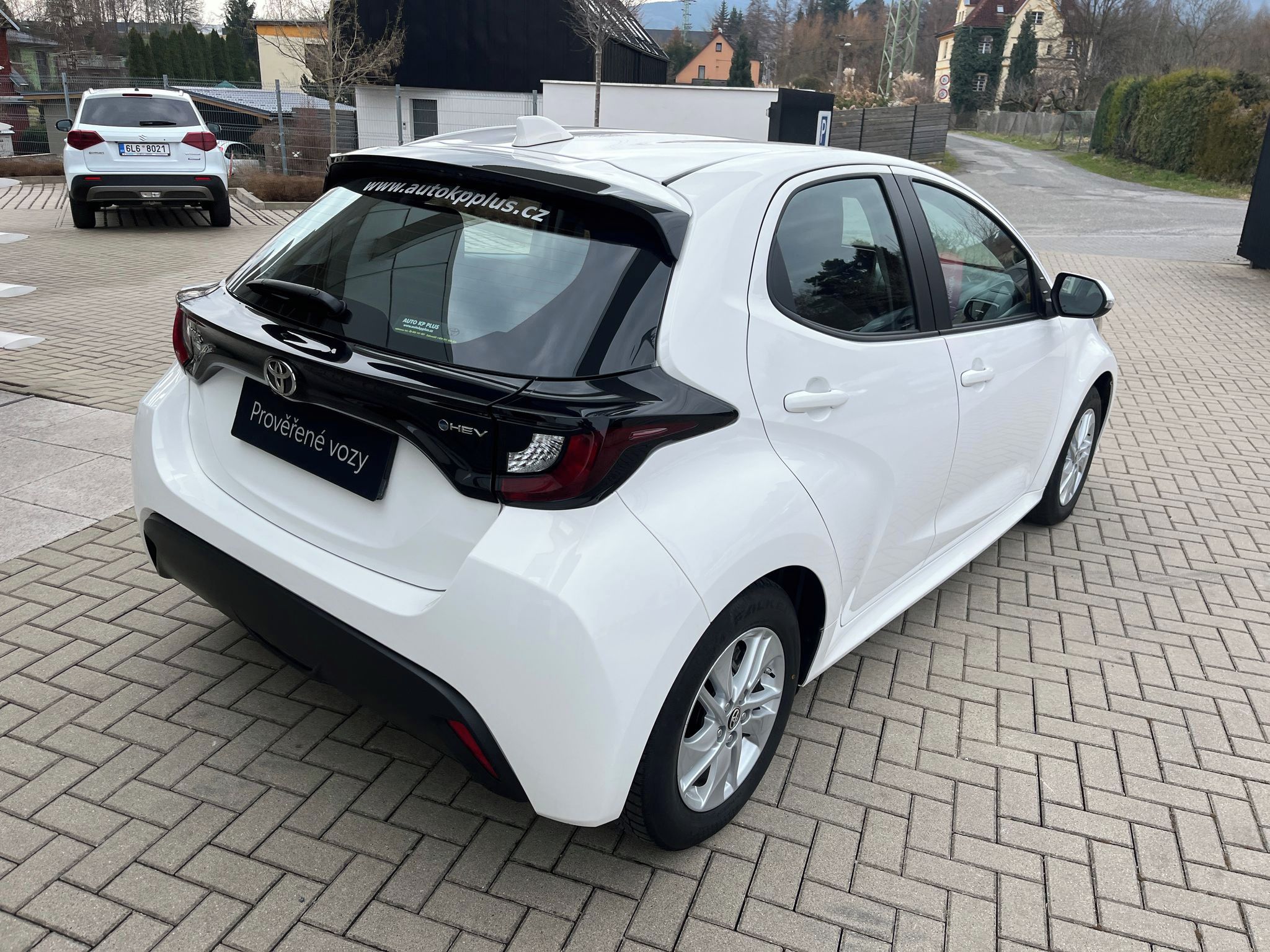 Toyota Yaris, 1.5 Hybrid e-CVT Comfort - fotka 6