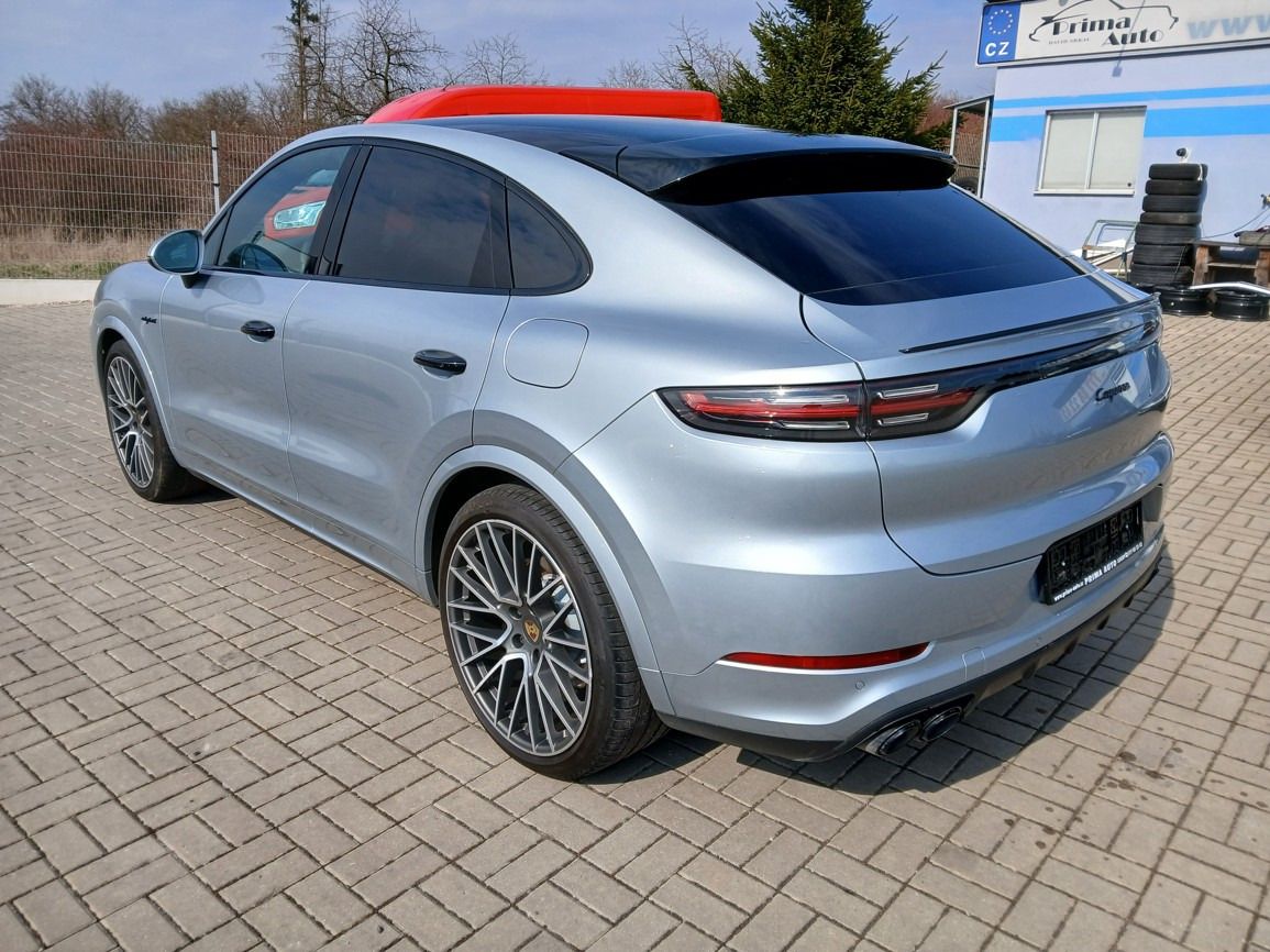 Porsche Cayenne, E-HYBRID - fotka 3