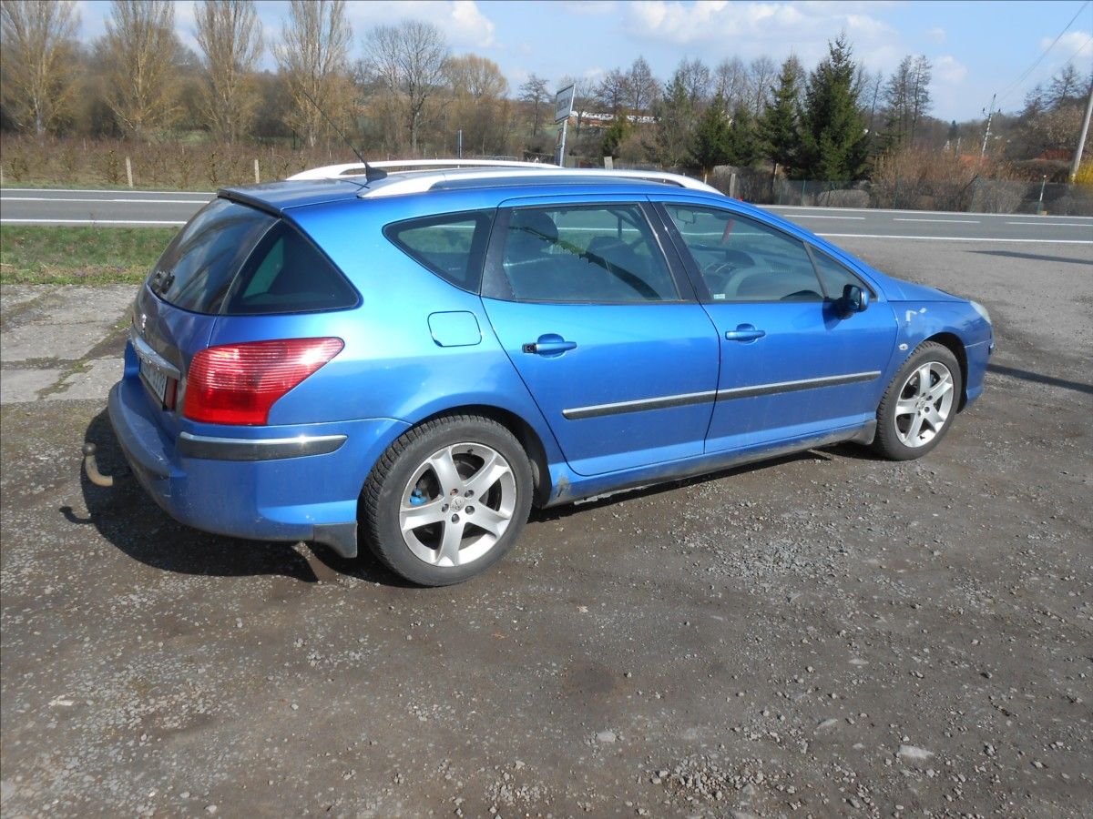 Peugeot 407, 2,2 116 kW Digiklima - fotka 6