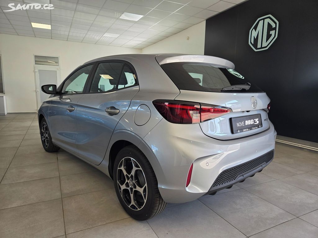 MG MG3, 1,5 ELEGANCE - fotka 2