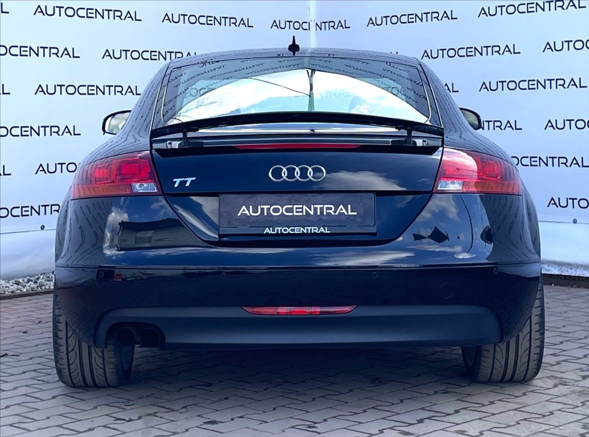 Audi TT, 2,0 TFSi,147kW,S-line,serv.kn. - fotka 5