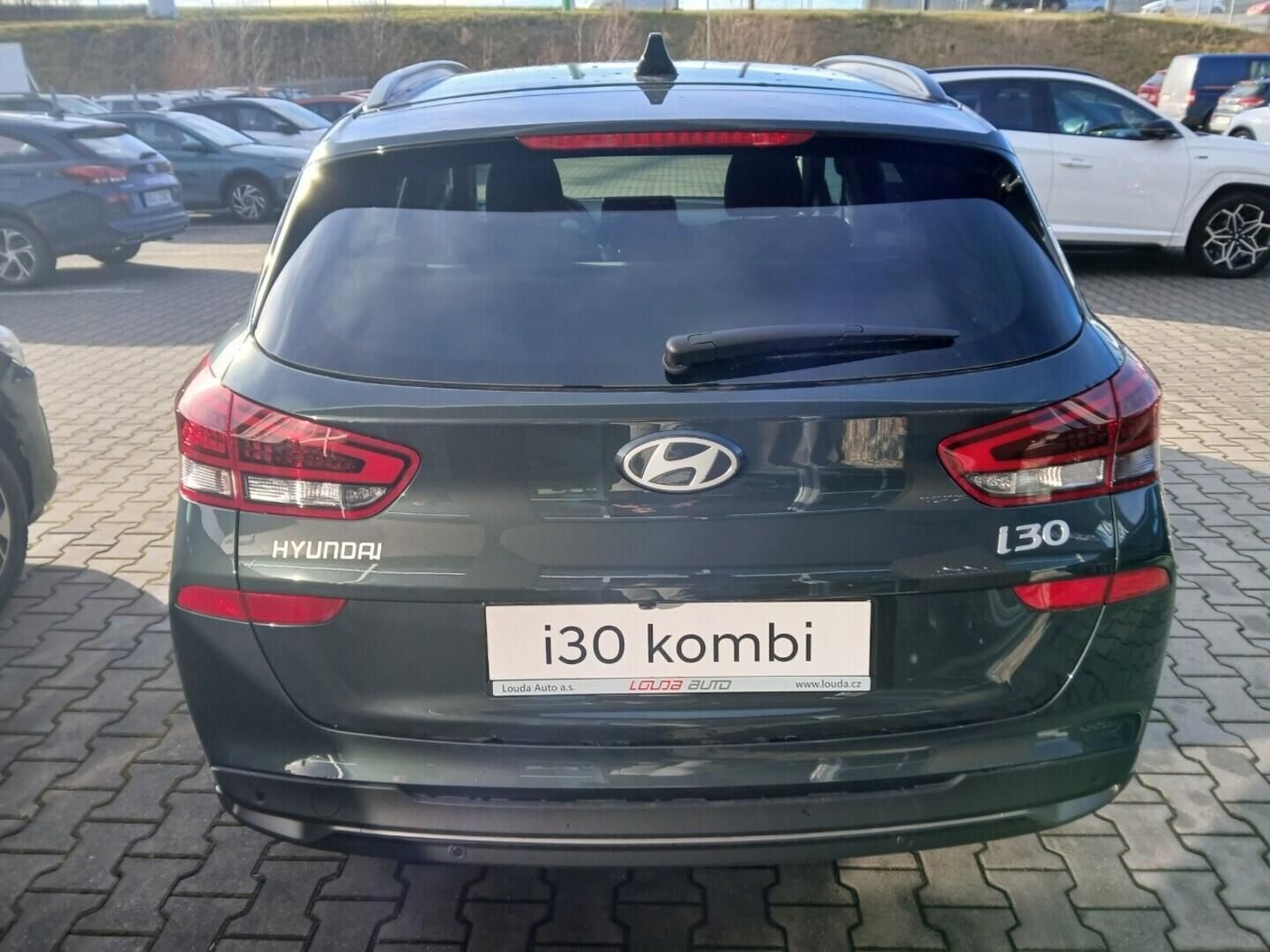 Hyundai i30, 26 WG 1,0 T-GDI MT STYLE 85 kW - fotka 5