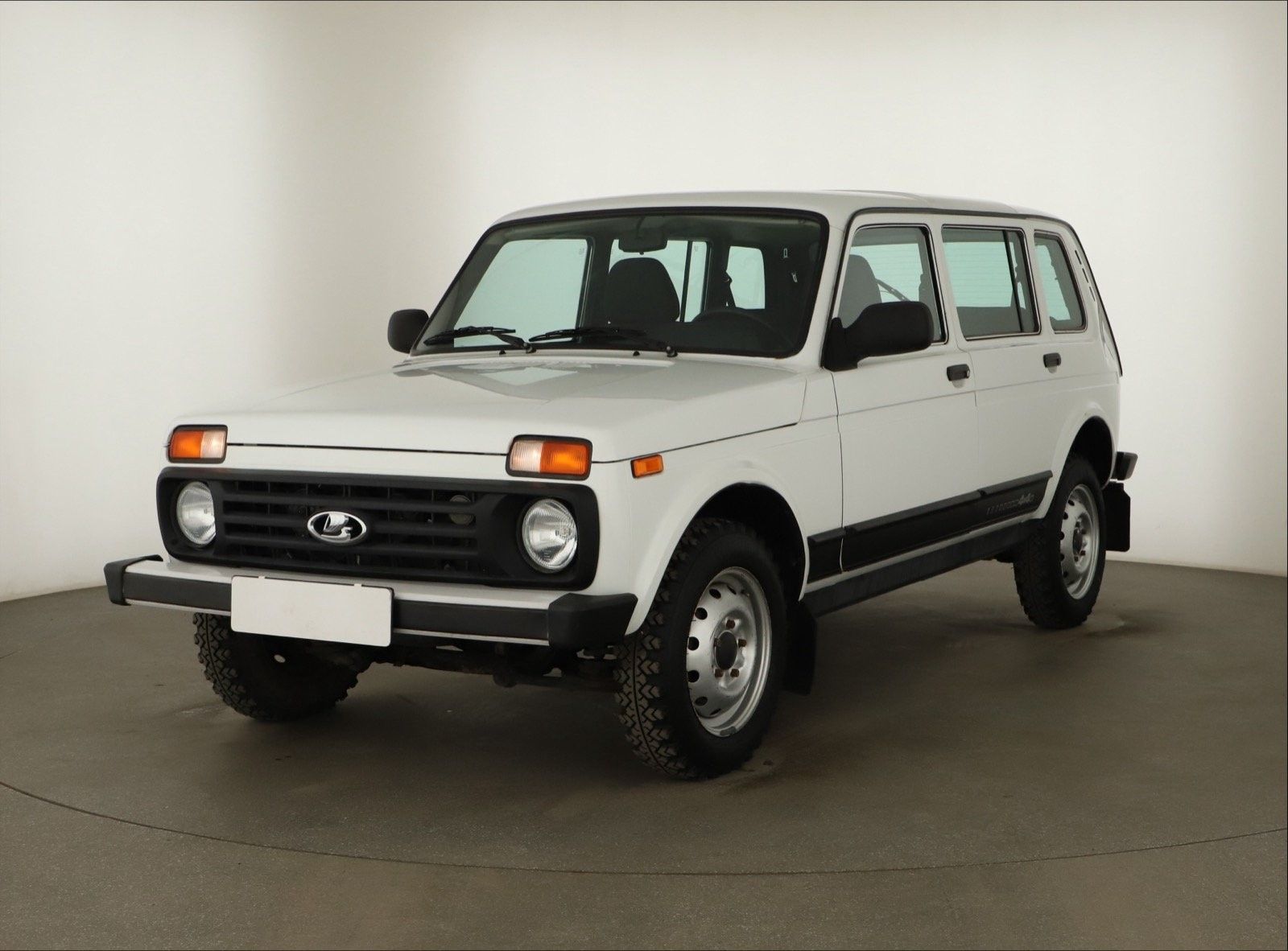 Lada Niva, 1.7 i, 4X4 - fotka 2
