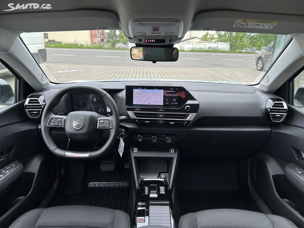 Citroën C4, PLUS 1.2 PureTech 1 - fotka 6