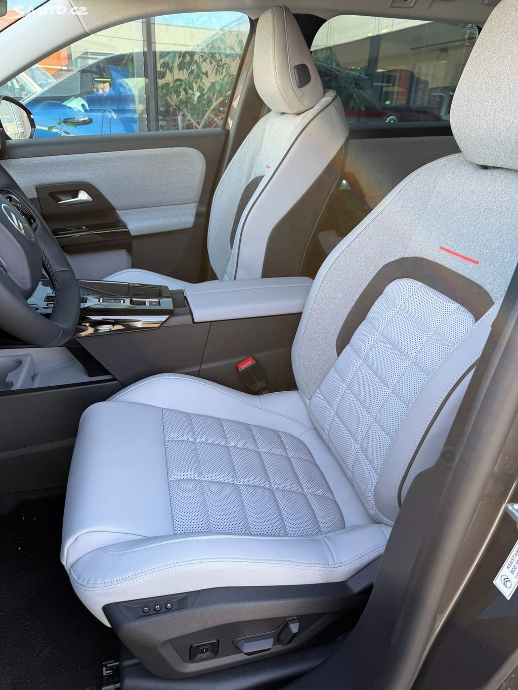 Citroën C5 Aircross, MAX Plug-in Hybrid - fotka 6