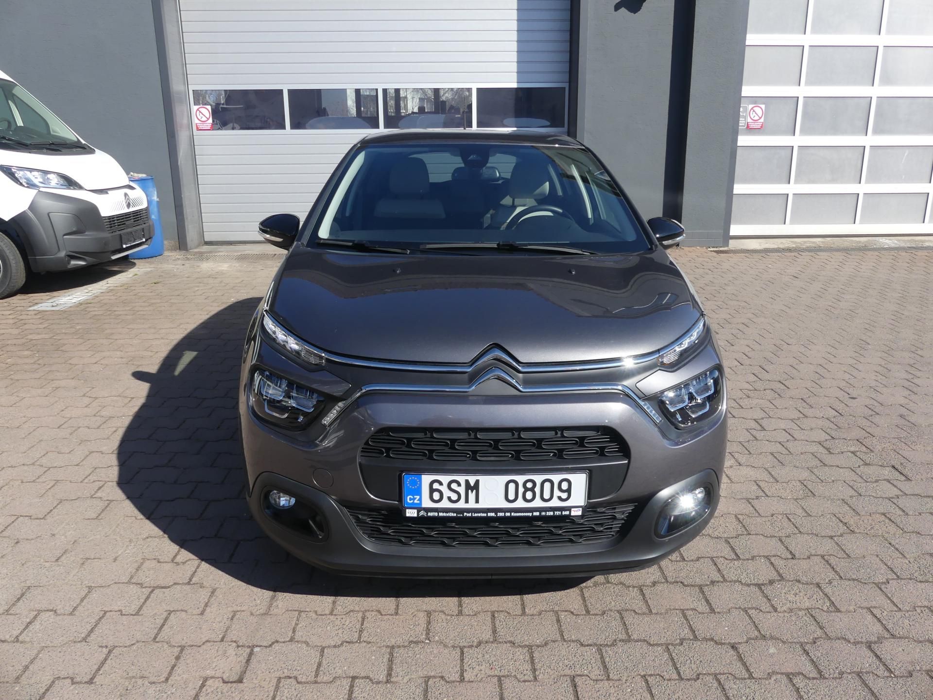Citroën C3, 1,2 PureTech 110 MAN6 SHINE+ - fotka 2