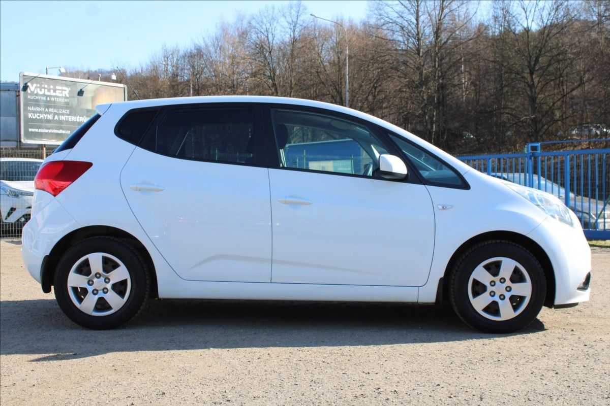 Kia Venga, 1,4 i  NOVÉ V ČR,76TKM - fotka 4