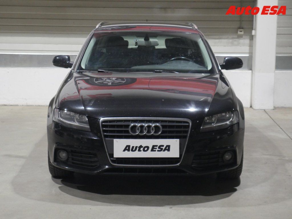 Audi A4, 2.0TDi,autoAC - fotka 2