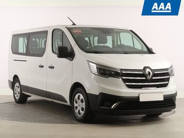 2.0 Blue dCi, Combi, 9 míst