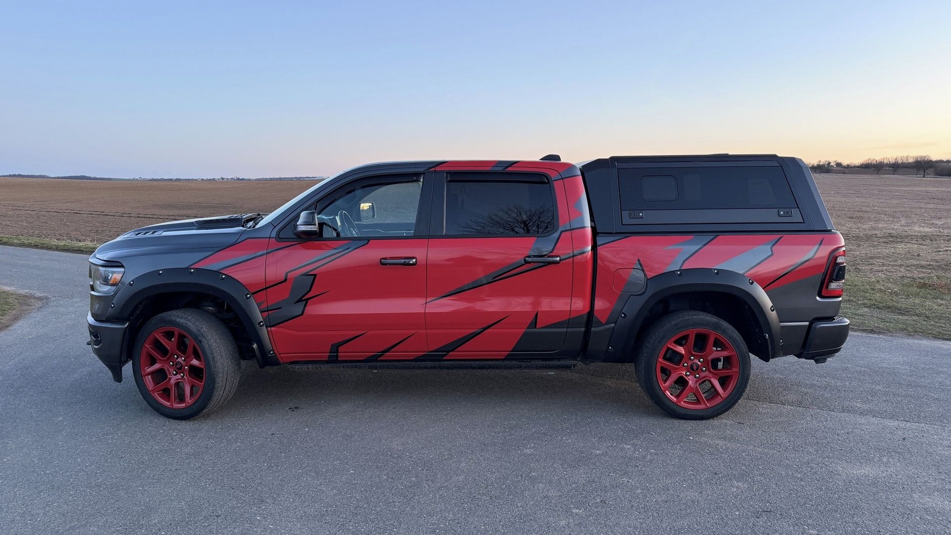 Dodge Ram, 1500 - 5.7 V8 původ ČR 4x4 LPG