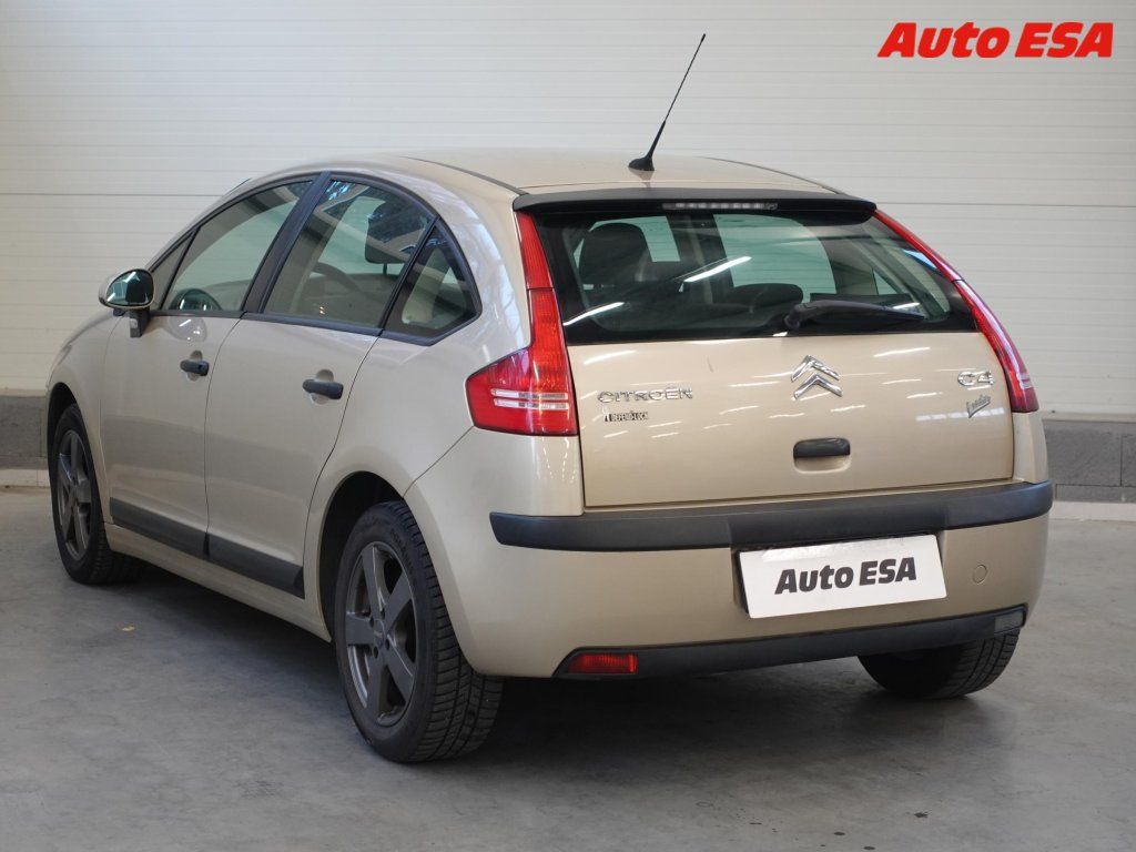 Citroën C4, 1.4i,AC,temp - fotka 6