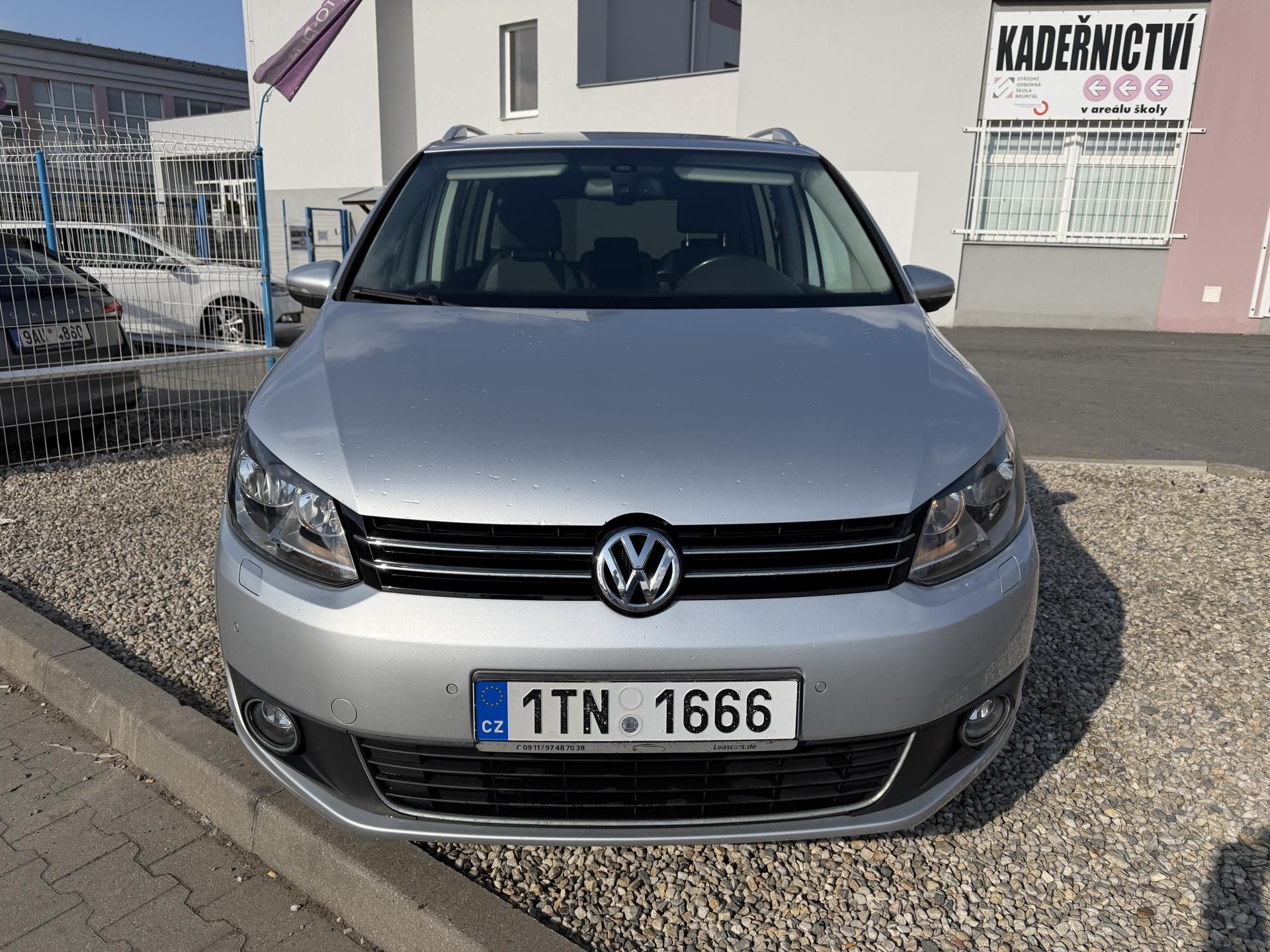 Volkswagen Touran, 1,6 TDi/77kW - Webasto,TZ,... - fotka 2
