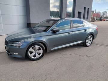 SUPERB III 2.0TDi, NAVI MANUÁL