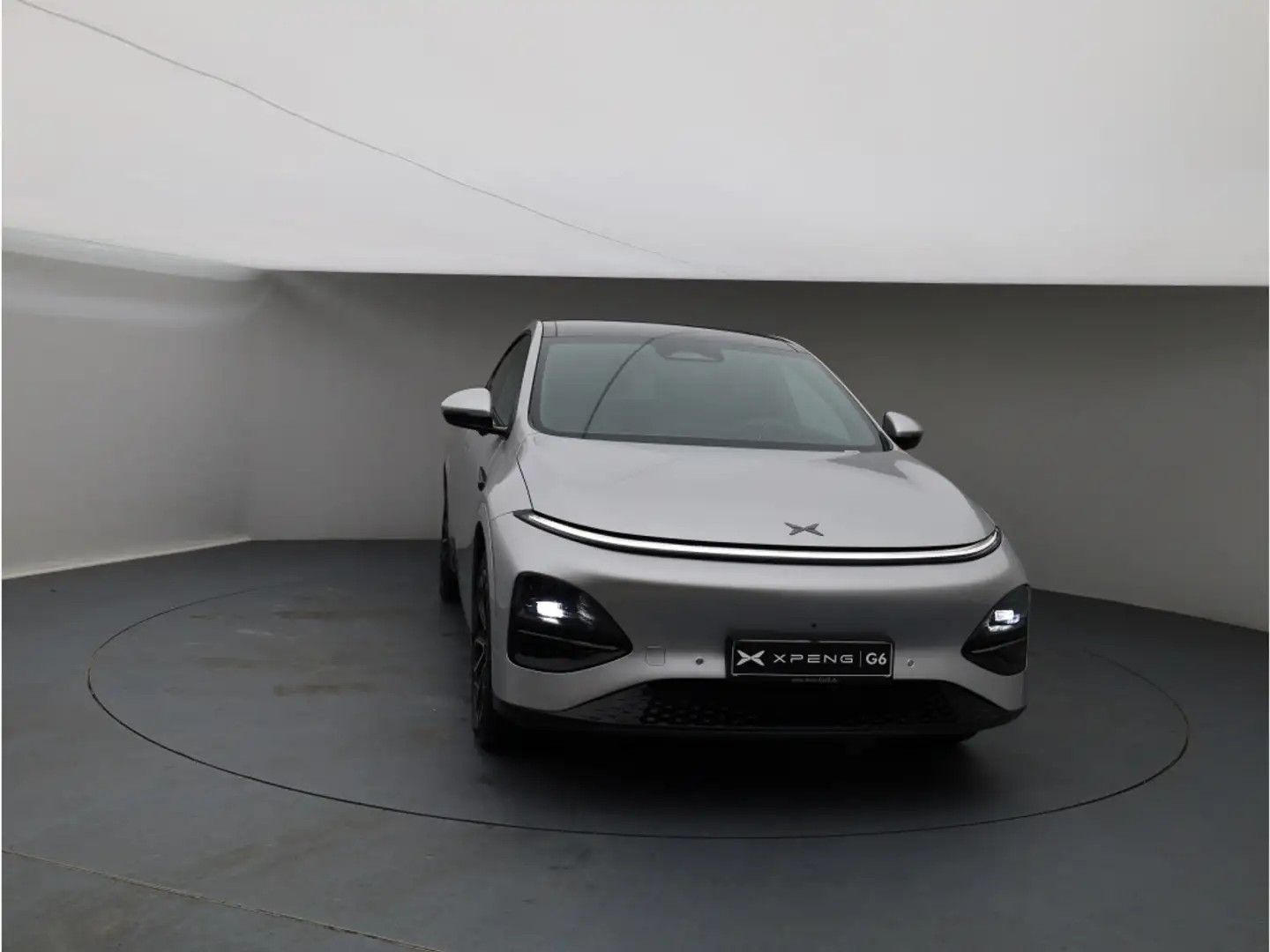 XPENG G6, RWD Standard Range - fotka 2