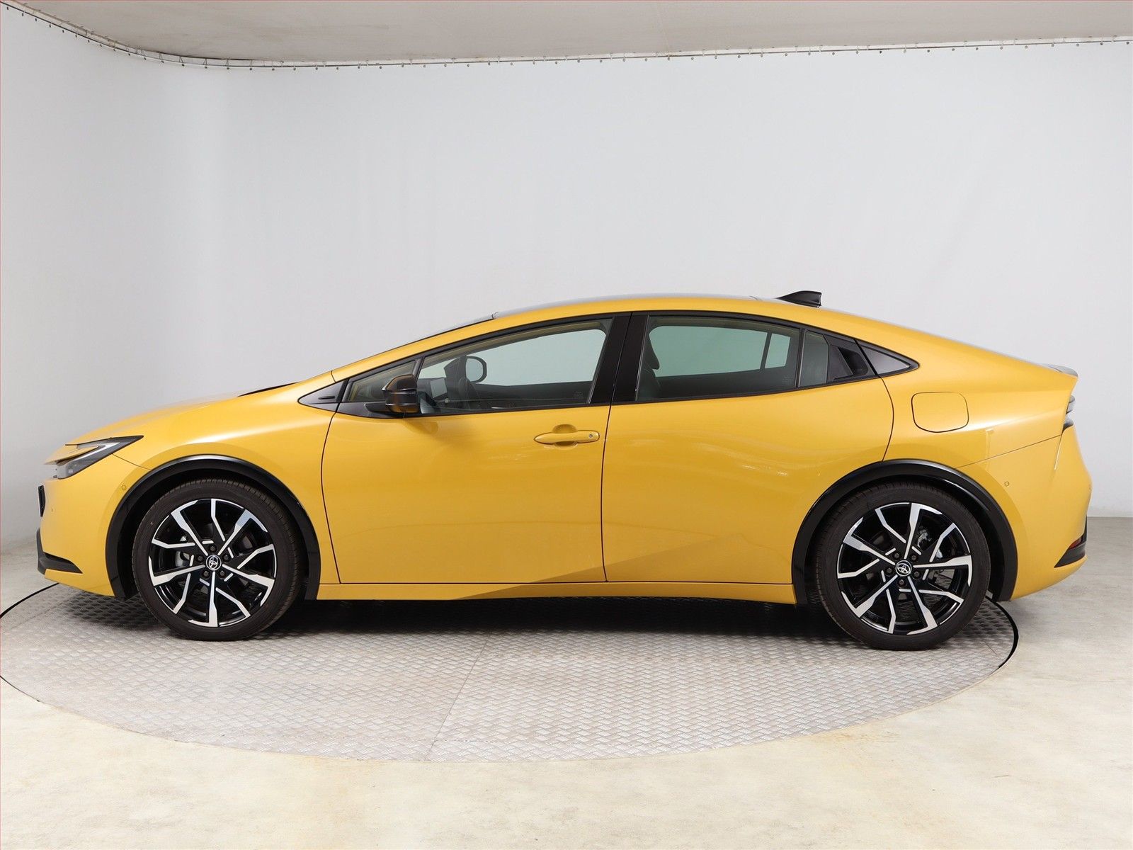 Toyota Prius, 2.0 Plug-in Hybrid, Executive - fotka 3