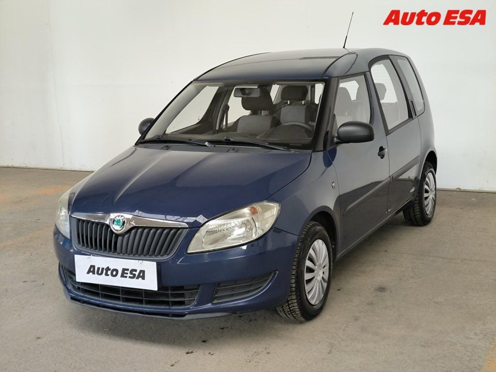 Škoda Roomster, 1.2HTP,AC - fotka 3