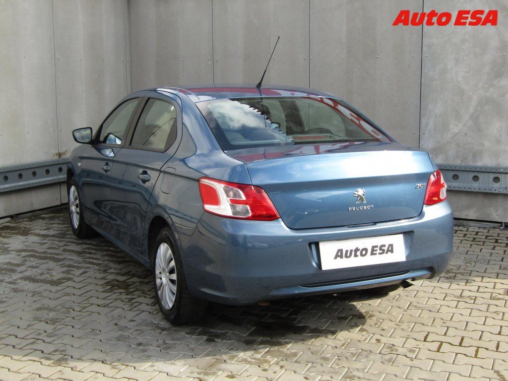 Peugeot 301, 1.2 i,ČR,AC,el. výbava - fotka 6