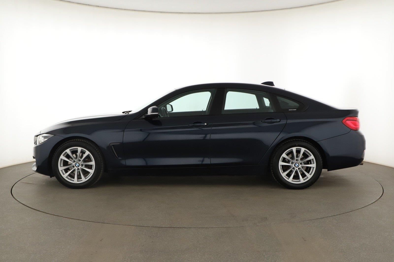 BMW Řada 4, 418i Gran Coupé , Sport Line - fotka 3