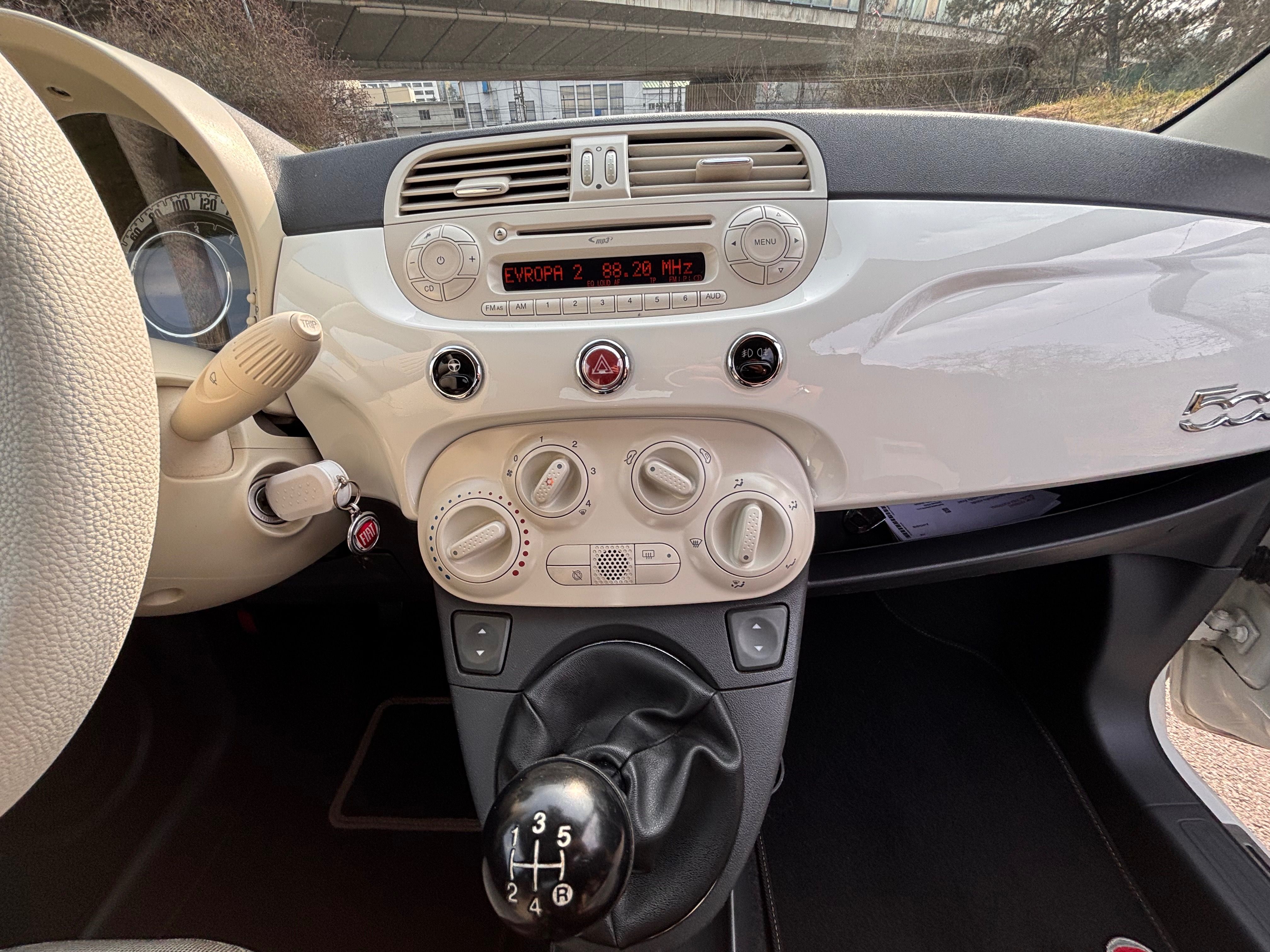 Fiat 500C - fotka 4