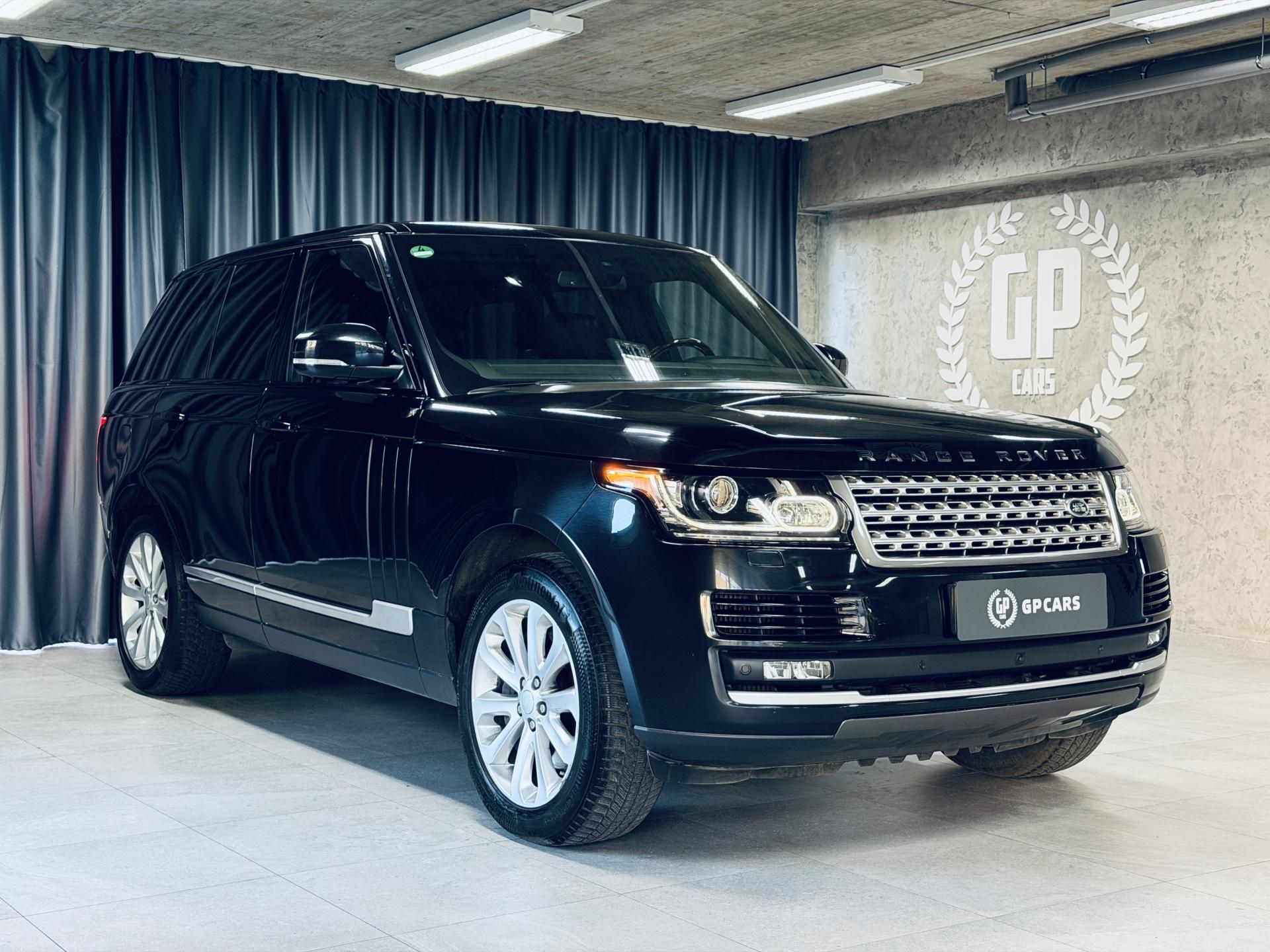 Land Rover Range Rover, 4.4*SD*V8*VOGUE*MASÁŽ*CZ