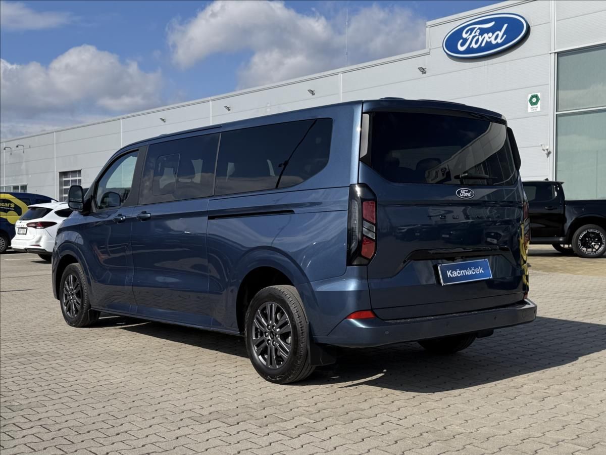 Ford Tourneo Custom, 2,0 EcoBlue 125 kW Titanium L2 - fotka 3