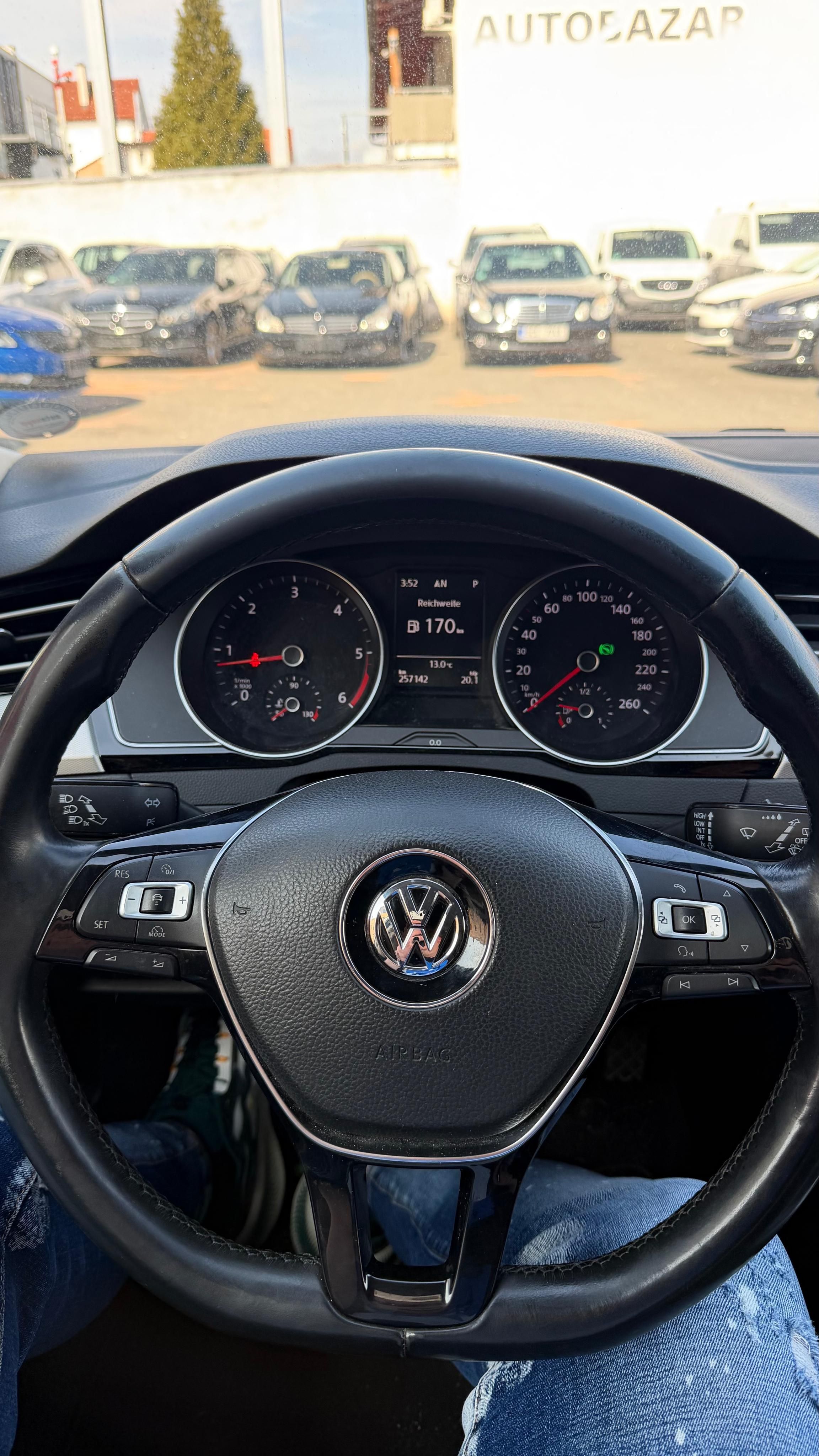 Volkswagen Passat, Passat B8 2.0Tdi 110Kw DSG - fotka 6