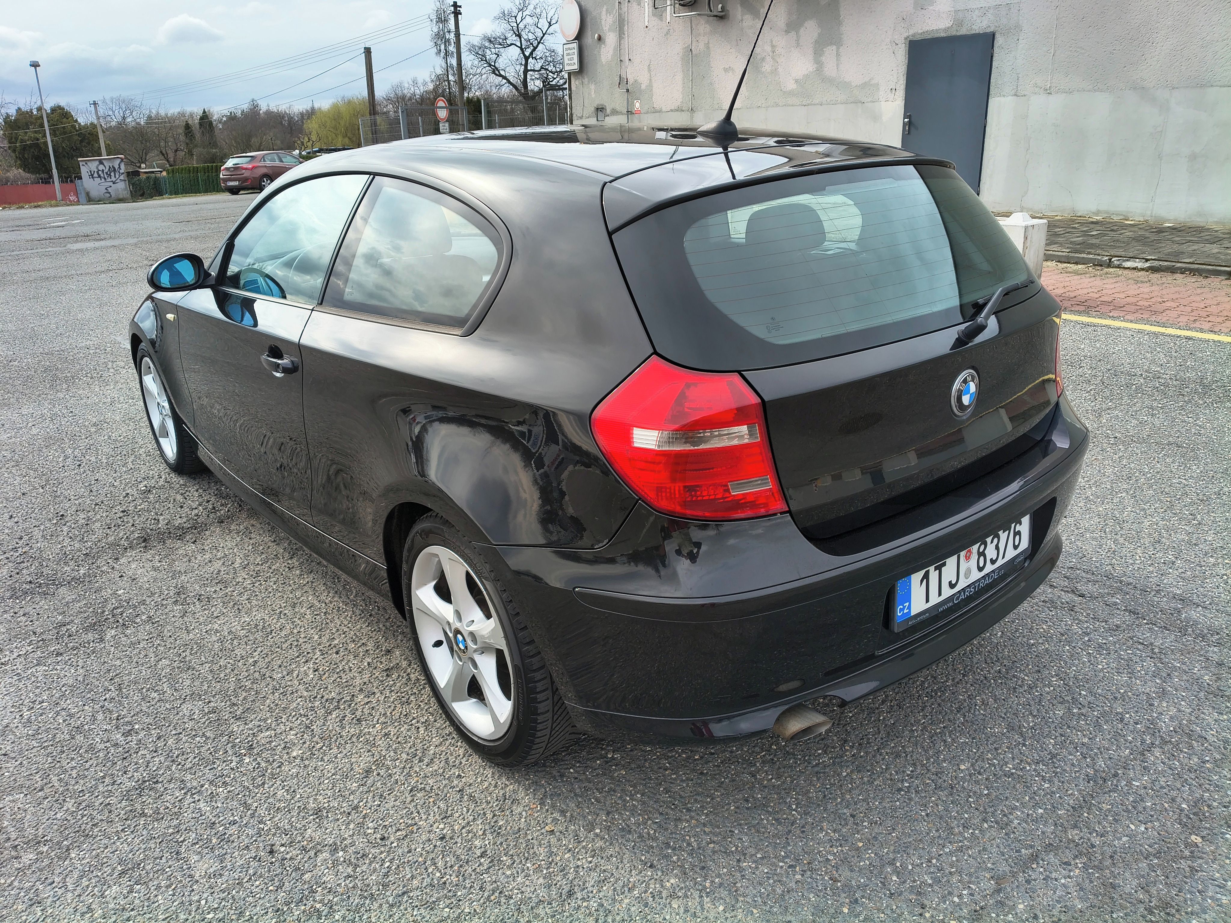 BMW Řada 1, BMW 118d - servisováno - fotka 4