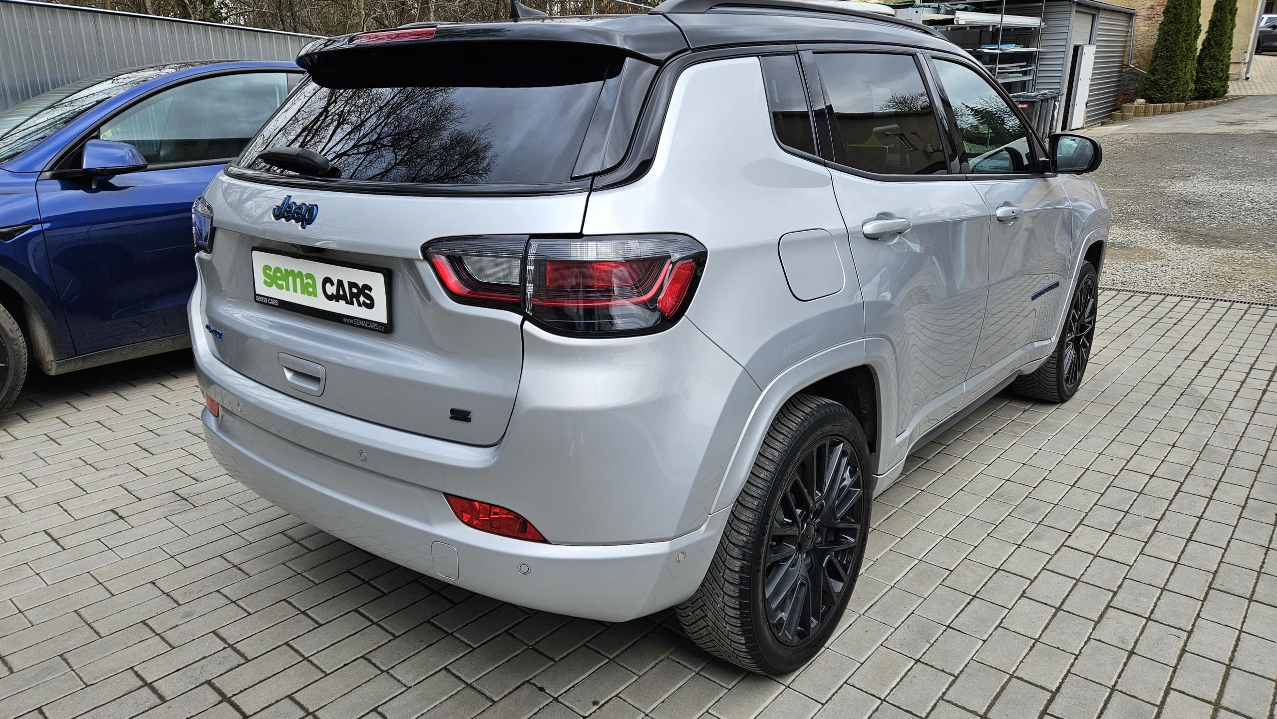 Jeep Compass, 1.3i PHEV 4Xe 177 kW Limited S - fotka 5