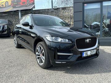 Jaguar F-Pace 2018