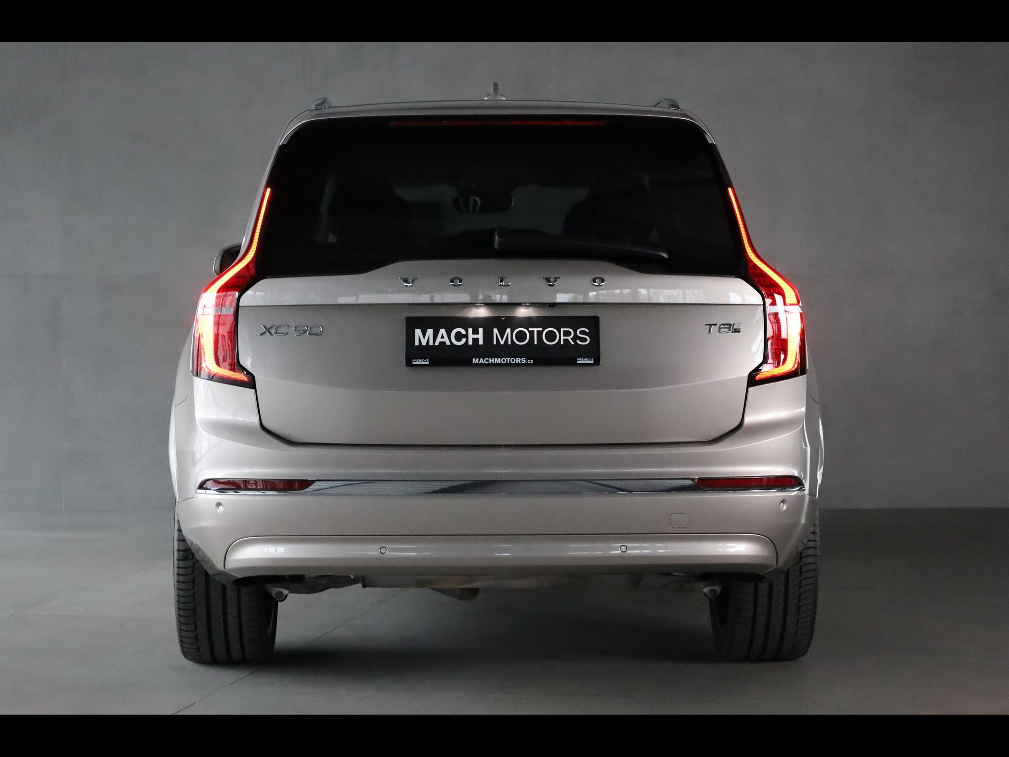 Volvo XC90, T8 AWD PLUS Bright, H/K - fotka 4