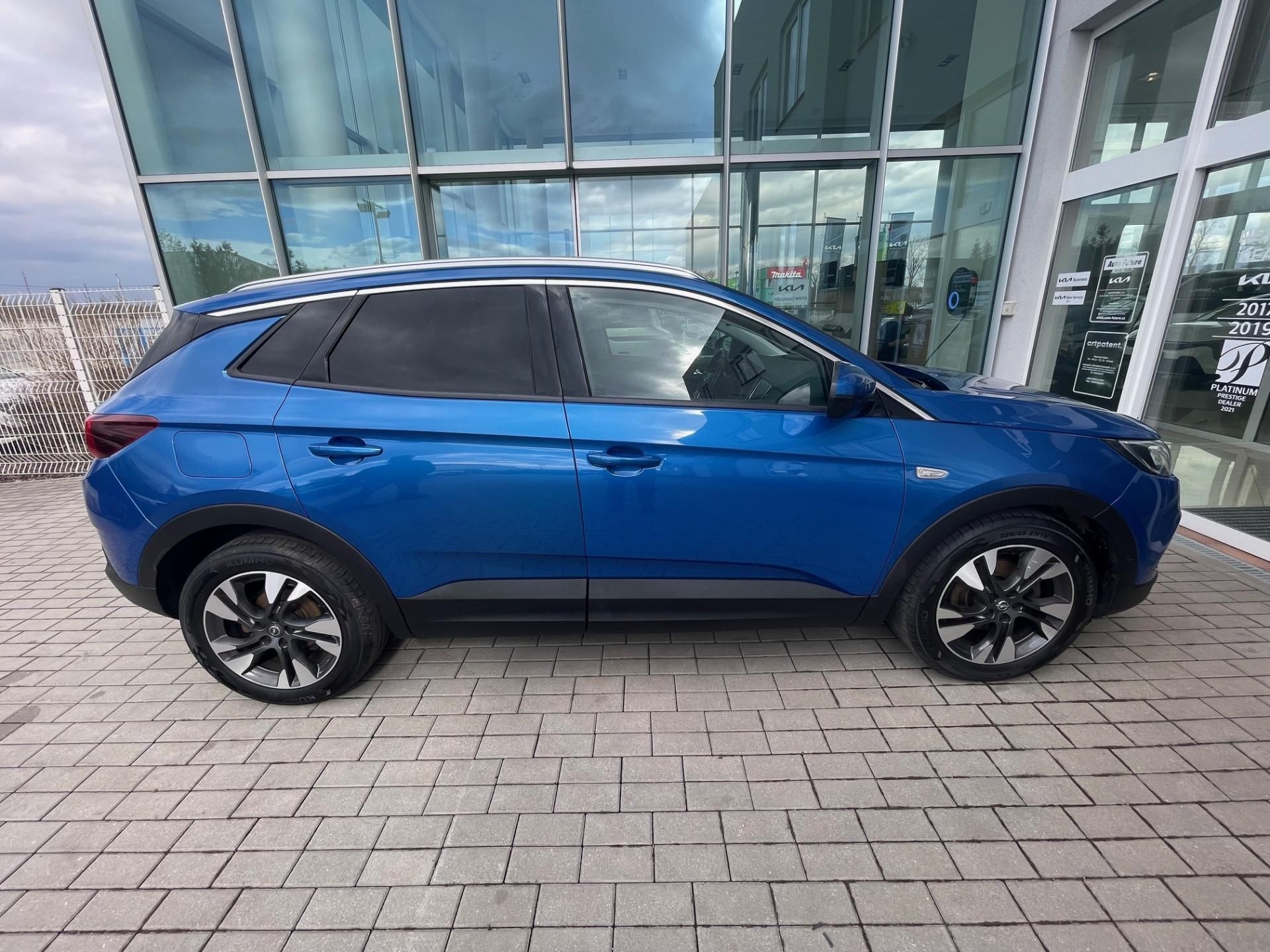 Opel Grandland X, 1.6. CDI 80Kw ČR - fotka 6