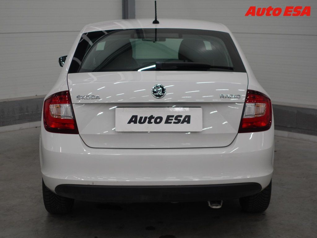 Škoda Rapid, 1.0TSI,ČR,AC,park.asist - fotka 5