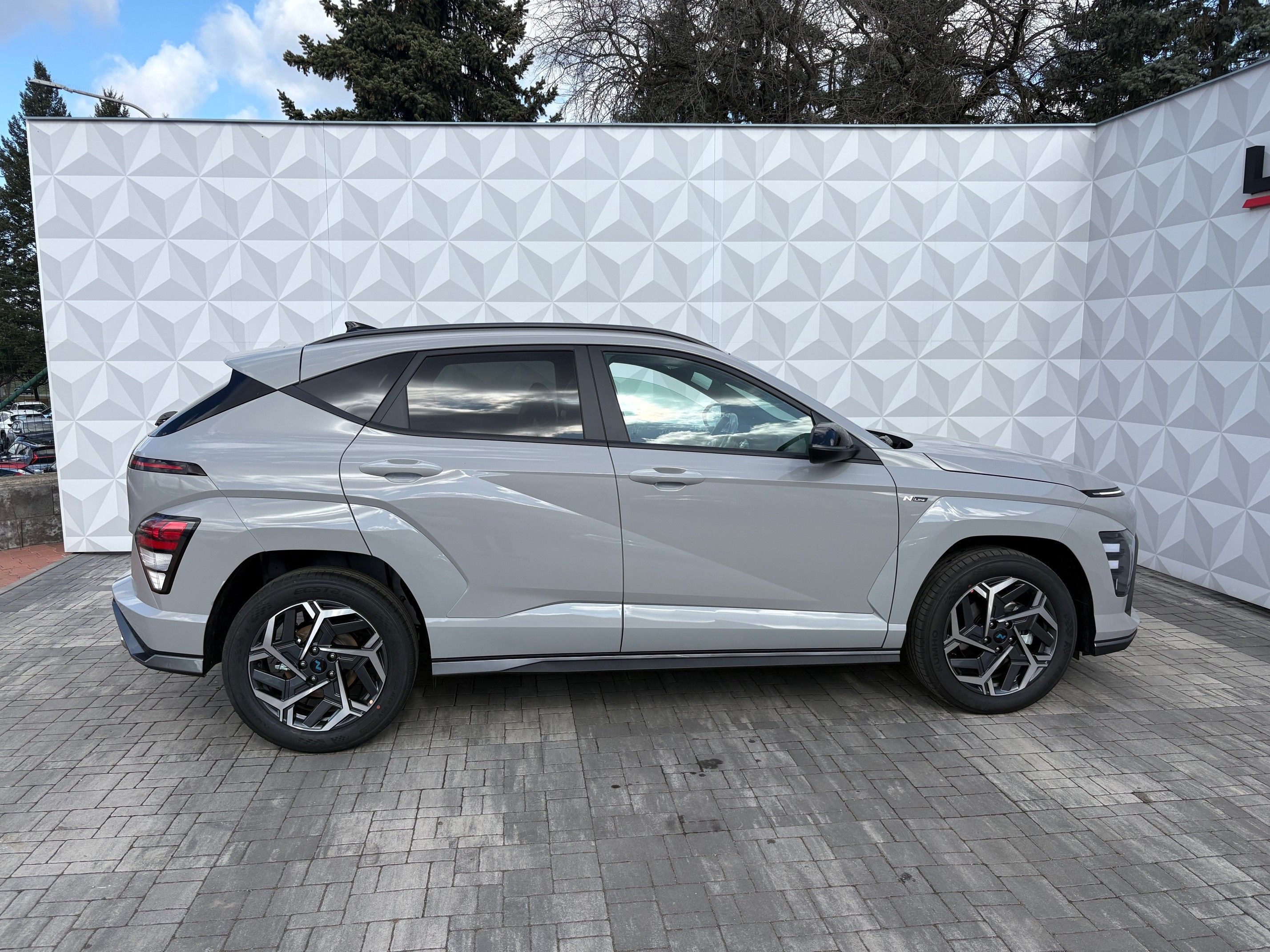 Hyundai Kona, 1.6 T-GDi DCT N Line TECHNOLOG - fotka 3