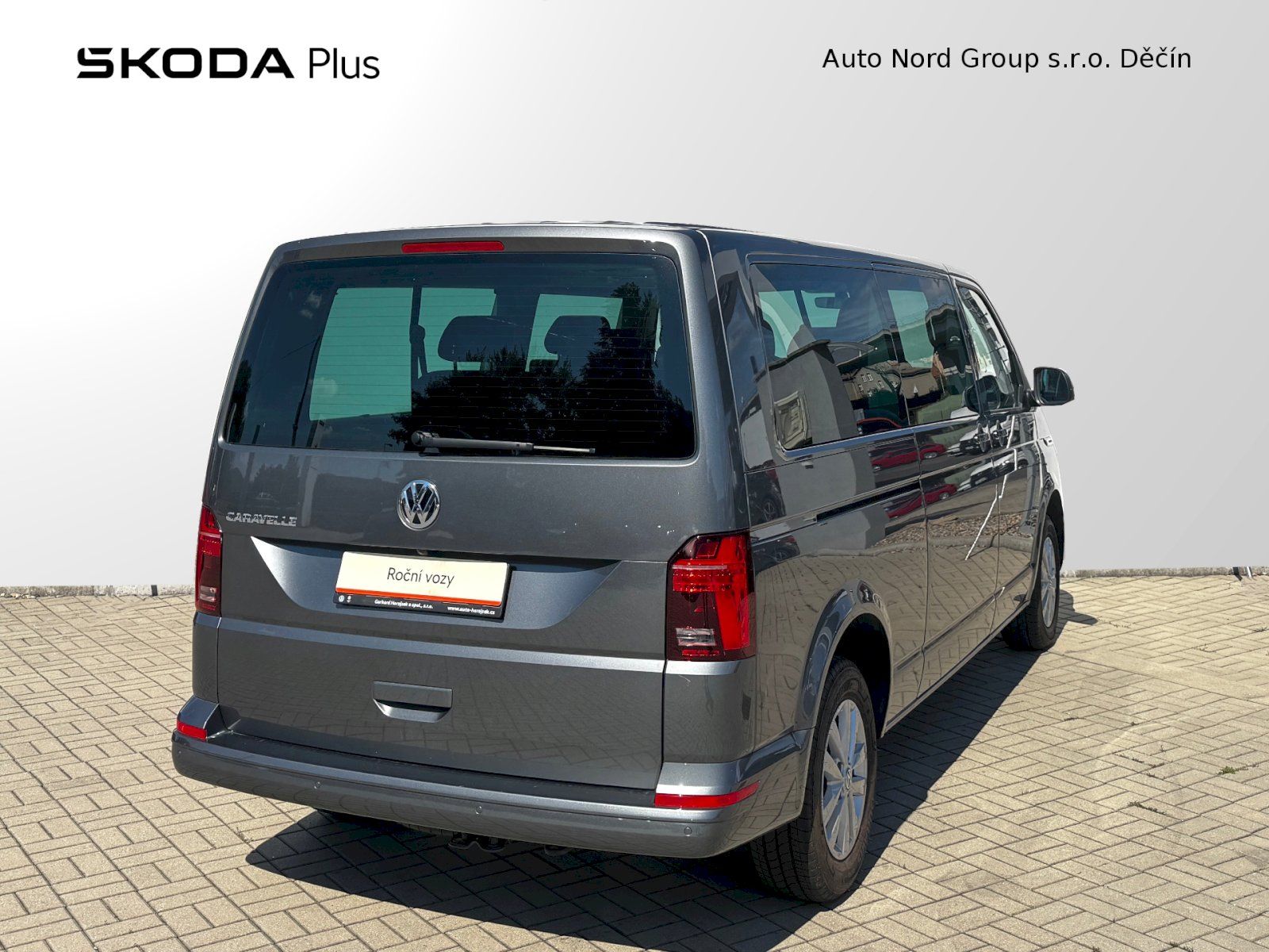Volkswagen Caravelle, 2.0TDI CL DR DSG - fotka 2