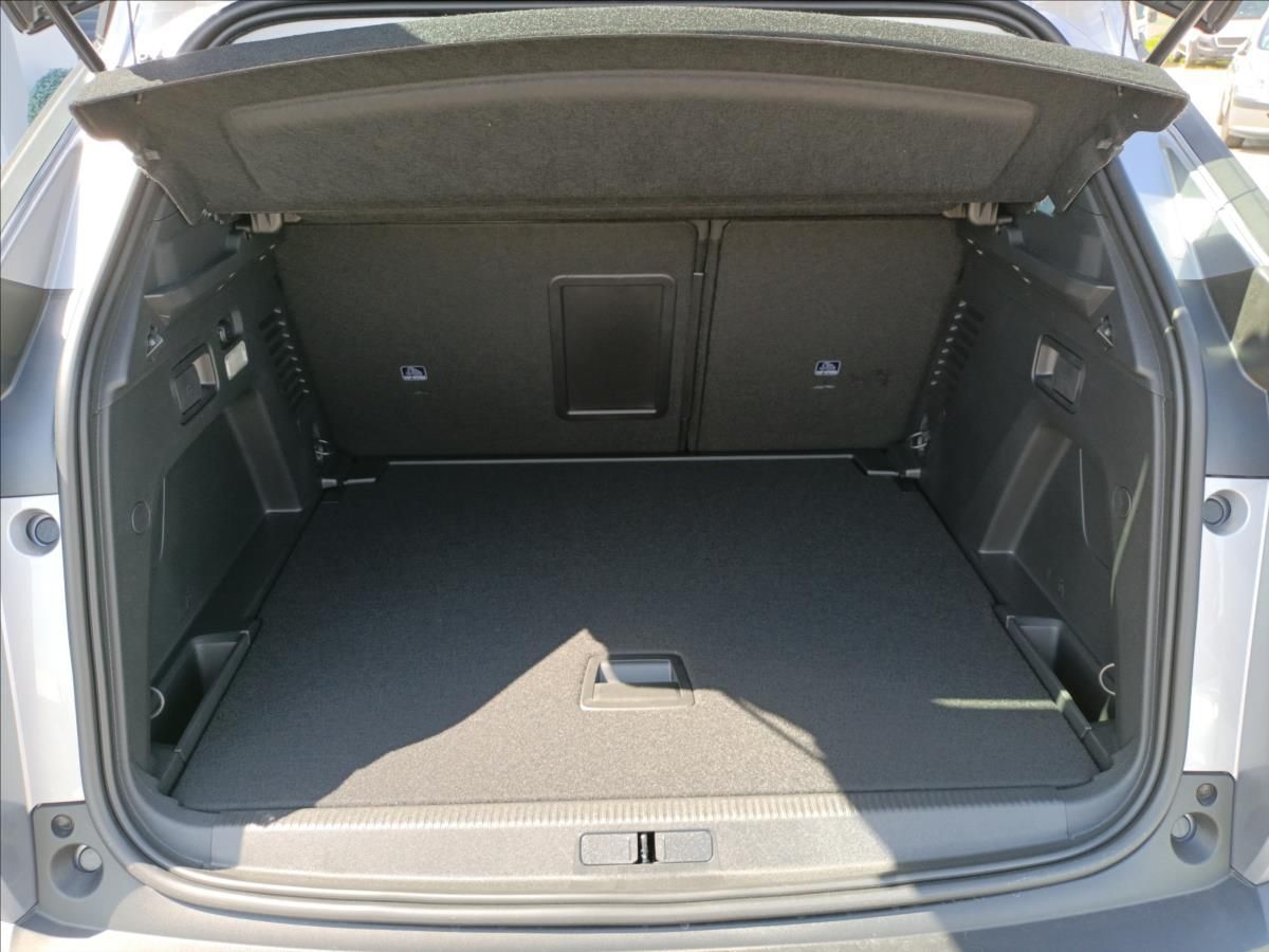 Peugeot 3008, Active Pack 1.2 PureTech 130k - fotka 5